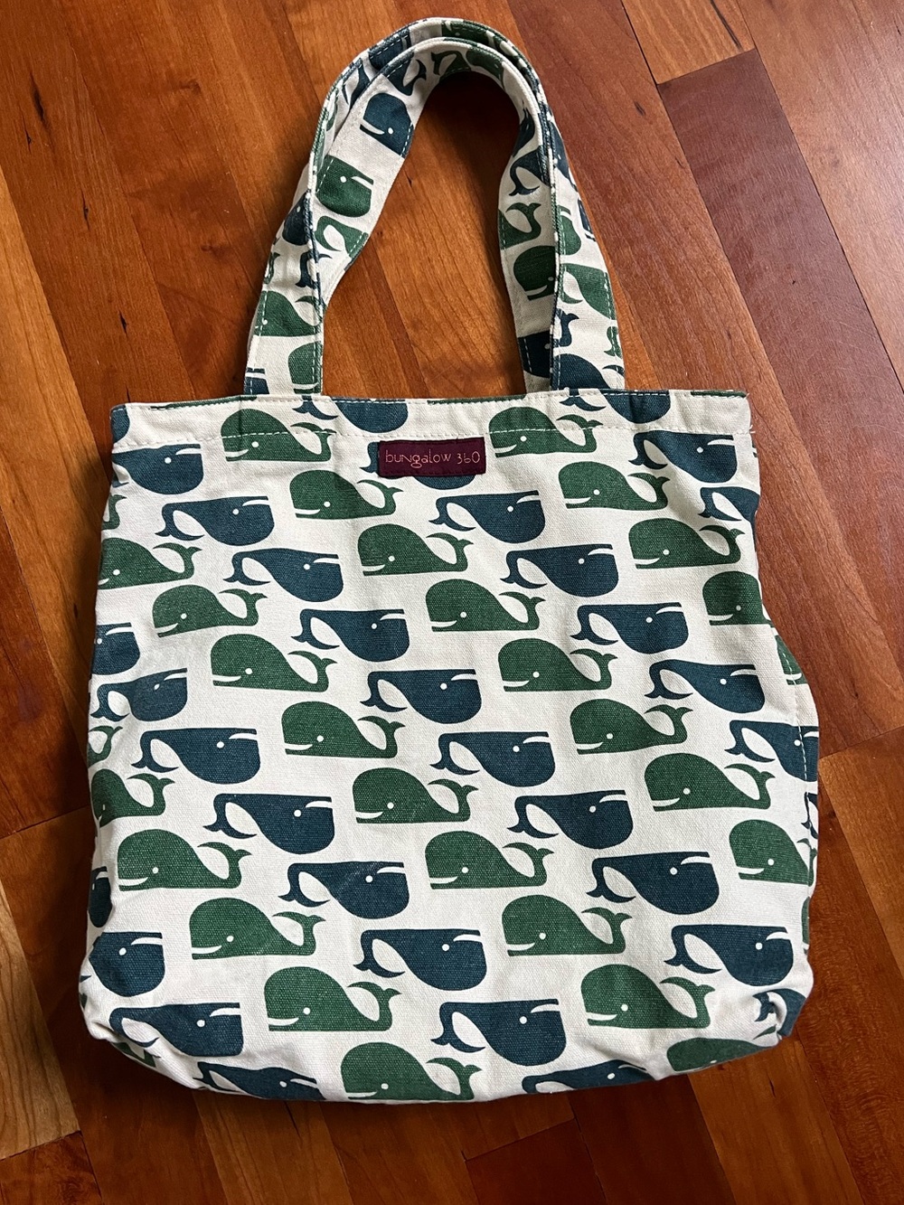 🐳EUC Bungalow 360 Canvas Whale Tote Bag with interior and exterior zip pockets